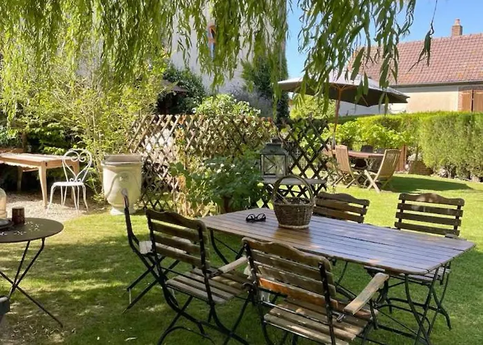 Le Moulin De * Saint-Just-Sauvage